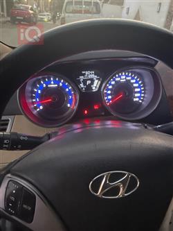 هیۆندای ئەلەنترا